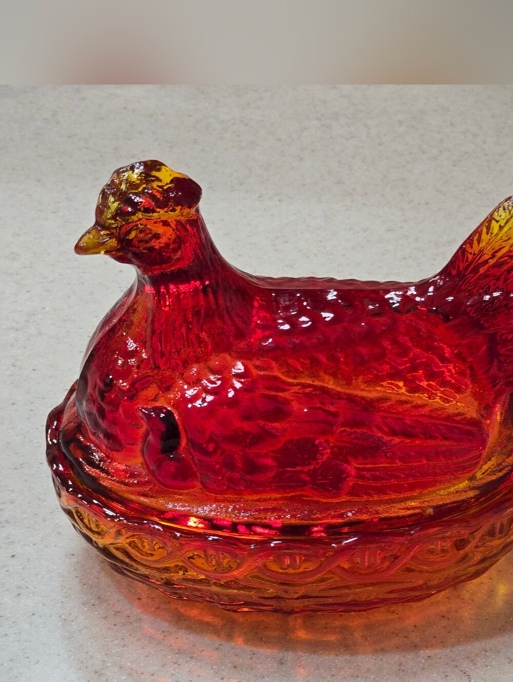 L.E. Smith Amberina Hen On Nest